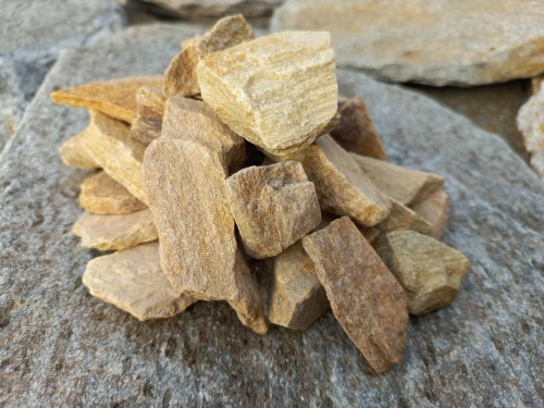 Златолит жёлтый декоративная каменная крошка купить в Санкт-Петербурге